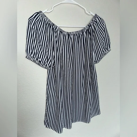 Chico’s, vertical black and white stripe blouse. Size 0. - Picture 2 of 8